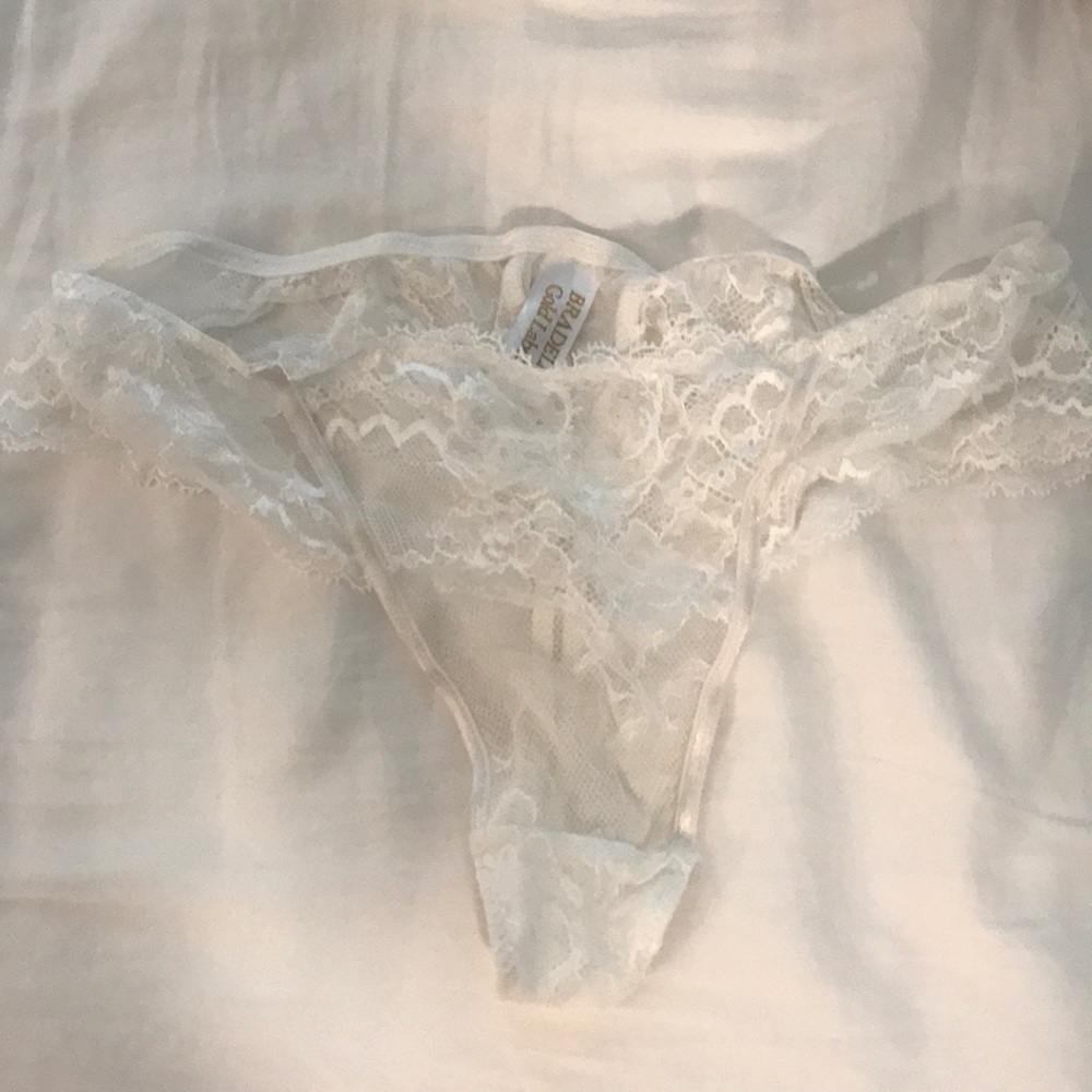 Bradelis thong